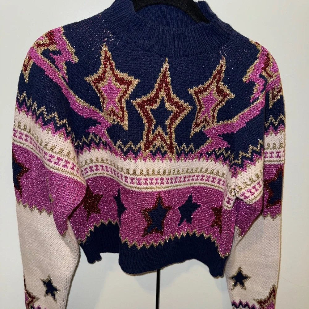 Sweater - Picture 1 of 4